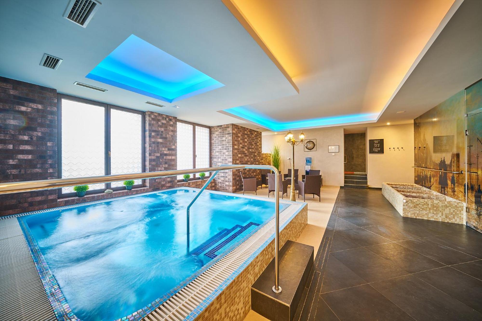 Wellness Hotel Queens Mariánské Lázně Dış mekan fotoğraf